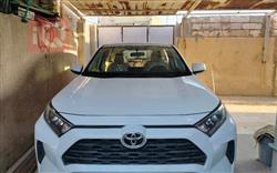 تۆیۆتا ڕاڤ 4